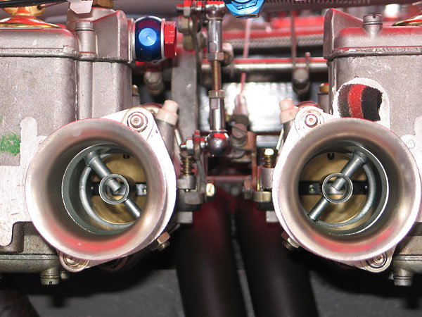 Dual Weber 40DCOE carburetors with short velocity stacks.