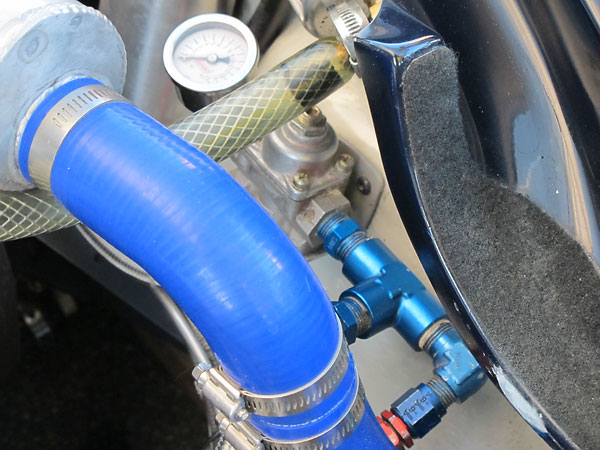 Holley adjustable fuel pressure regulator. Summit fuel pressure gauge (0-15psi).