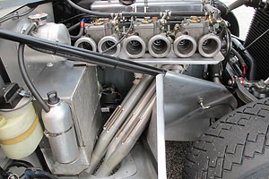 http://www.britishracecar.com/BillHart-Triumph-TR250K/BillHart-Triumph-TR250K-B.jpg