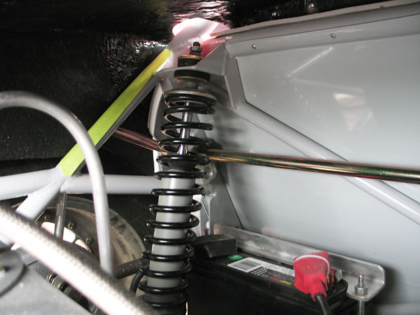 Adjustable rear anti-sway bar.