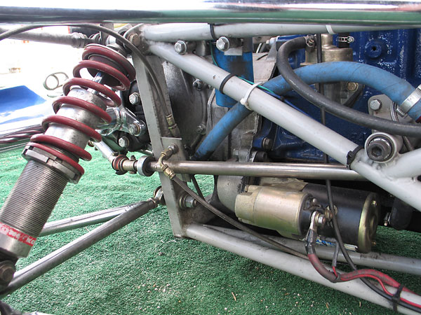 FF1600 fuel pump with push-on fittings.