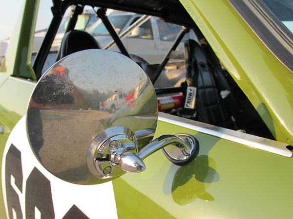 Side view mirror.
