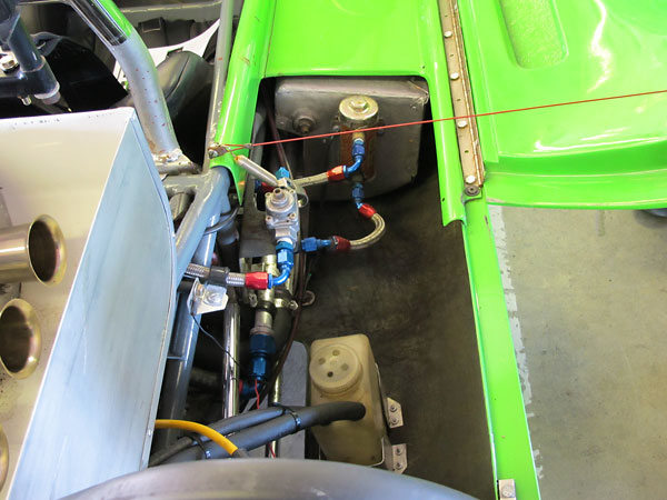 Facet (Bendix style) electric fuel pump. Holley adjustable fuel pressure regulator.