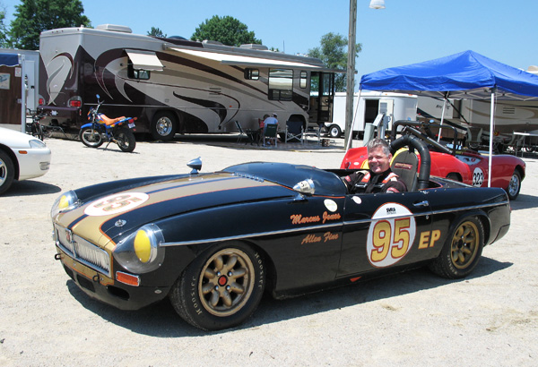 Don Munoz's MGB Race Car, Number 95
