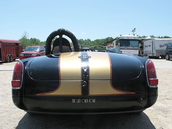 Sebring style rear valance.