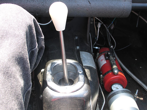 Shifter, for the Quaife 5-speed dog-ring transmission.