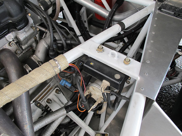 Lucas AB14 constant energy ignition box (part# DAC4104, '93 Jaguar XJS spec) and Lucas Sport ignition coil.
