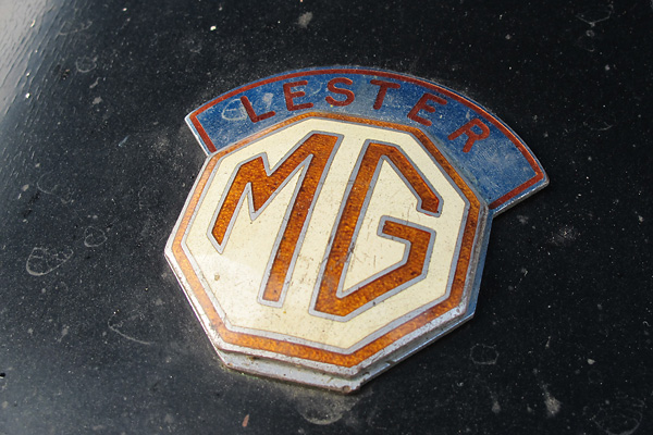 Authentic Lester badges sit like a crown over the familiar octagonal MG emblem.
