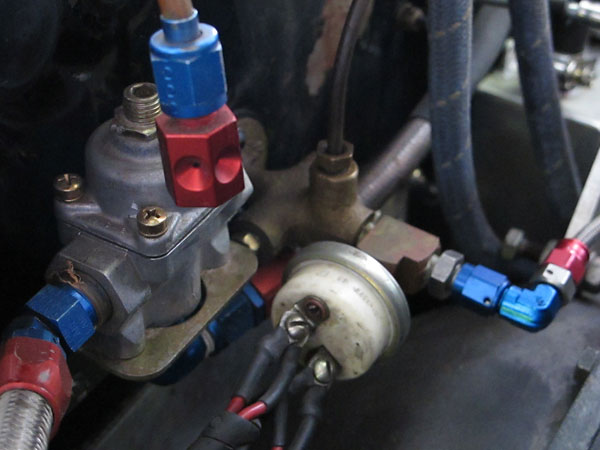 Holley adjustable fuel pressure regulator.