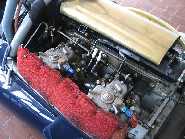 FPF engines were originally supplied with special sand-cast, twin-choke S.U. DU6 carburetors.