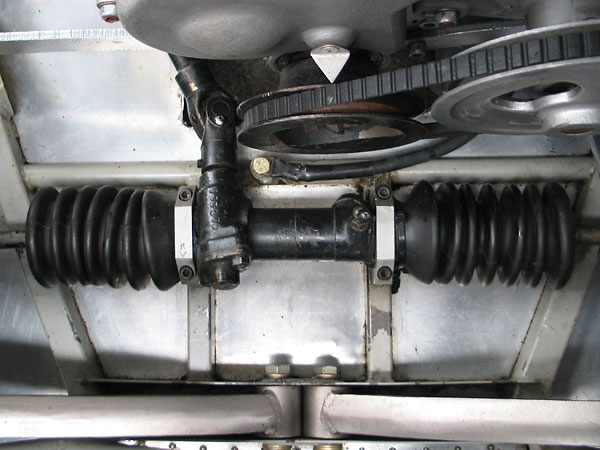 Lotus used specially modified Morris Minor steering racks