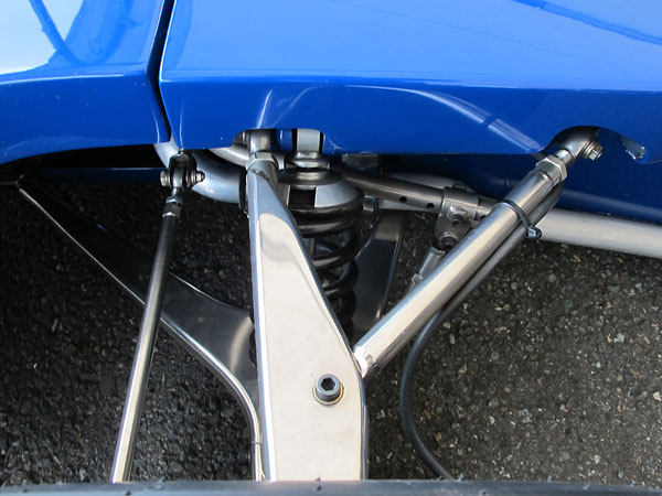 Tyrrell front suspension: simple and it was easy to set-up.