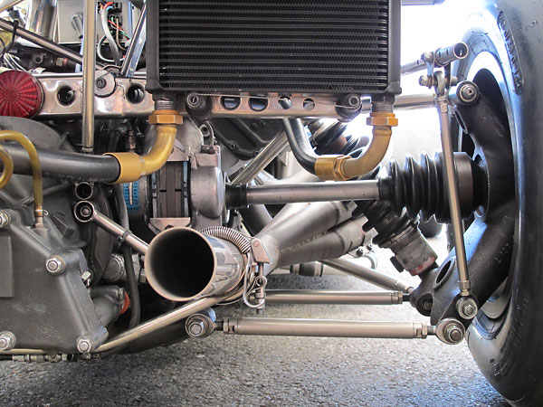 Tyrrell magnesium rear uprights (casting# L127).