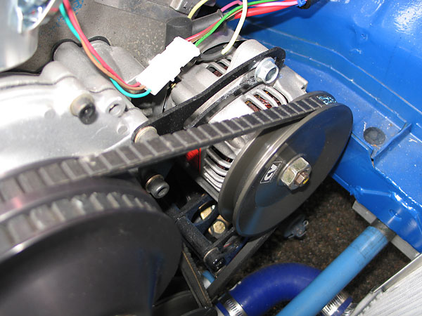 Lightweight Nippondenso alternator.