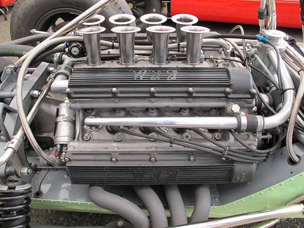 BRM offered various differently configured cylinder heads for these engines.