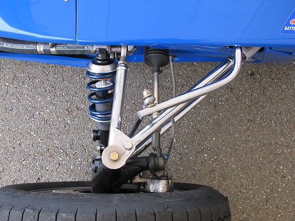Oversize washers ensure the upright won't part company from the control arm.