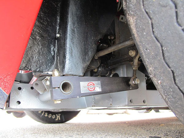 Speedway Engineering modular anti-sway bar.