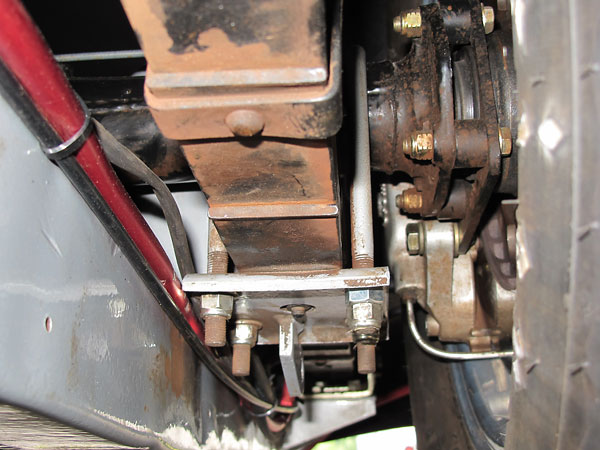 All Daimler SP250s were equiped with four wheel disk brakes.