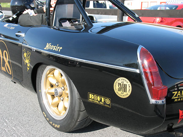 http://www.britishracecar.com/MichaelZappa-MG-MGB/MichaelZappa-MG-MGB-AK.jpg