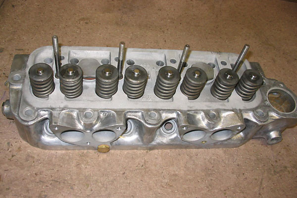 Ford crossflow cylinder head