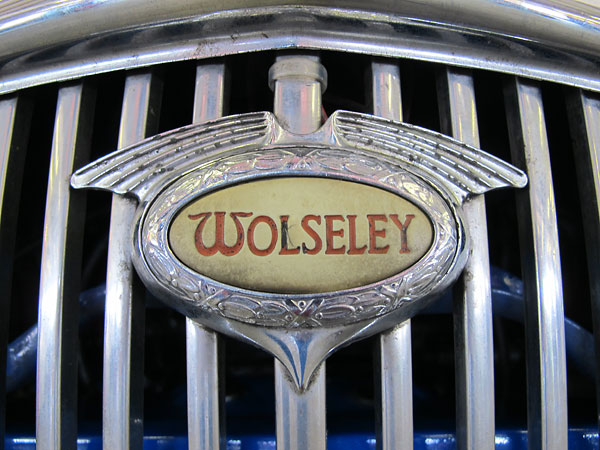 Wolseley Hornet badge.