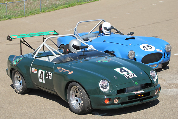 http://www.britishracecar.com/PhilLeonard-MG-RV8/PhilLeonard-MG-RV8-AA2.jpg