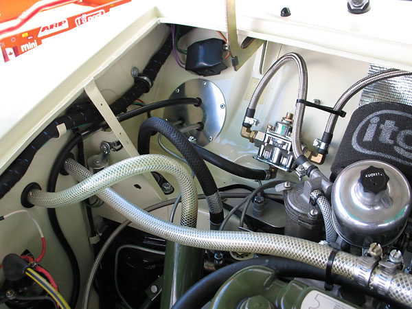 Holley low pressure adjustable fuel pressure regulator.