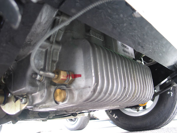 The Mini's distinctive finned aluminum gearbox case.