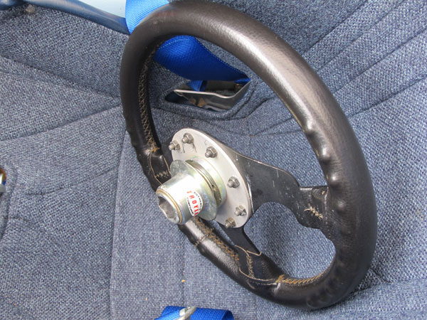 Troyer quick release steering wheel hub.