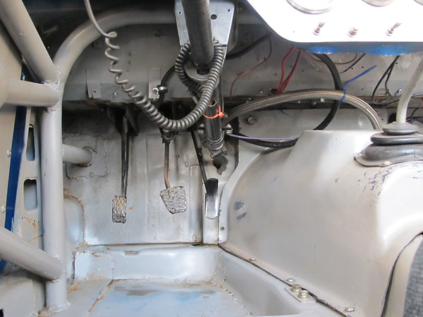 Removable transmission cover.