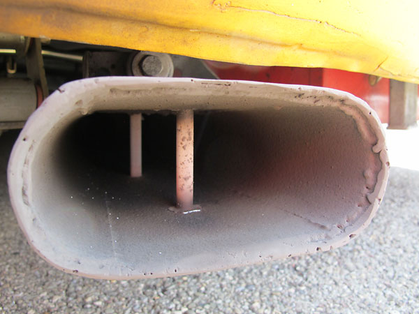 Megaphone style exhaust tip.