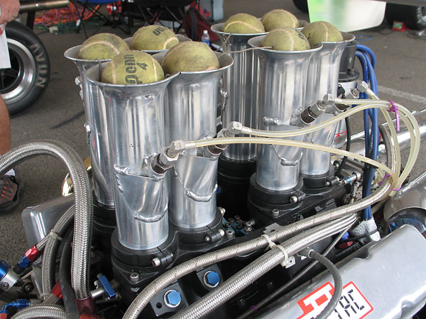 Kinsler/Lucas fuel injection system, on a Kinsler manifold.