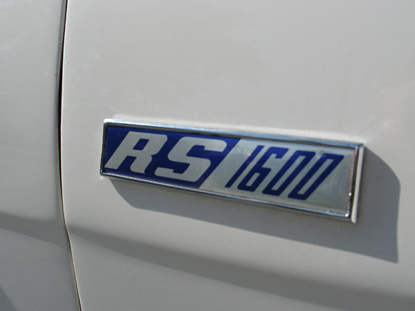 RS1600 badge.