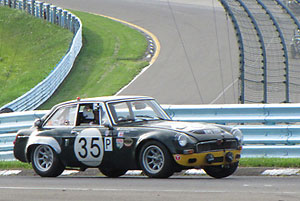 KenWilliamson-MG-MGC-GTS-A.jpg